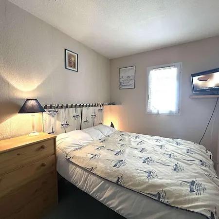 T2 4 Pers Pres Avec Terrasse, Garage, St Hilaire De Riez - Fr-1-224-819 *