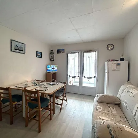 T2 4 Pers Pres Avec Terrasse, Garage, St Hilaire De Riez - Fr-1-224-819 Apartment
