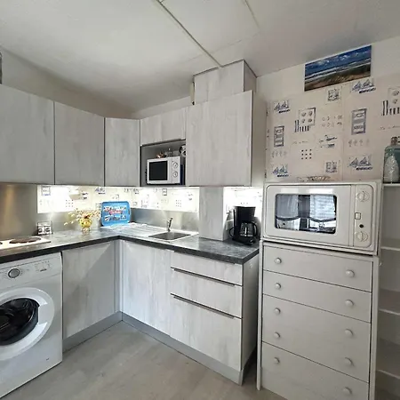 T2 4 Pers Pres Avec Terrasse, Garage, St Hilaire De Riez - Fr-1-224-819 *